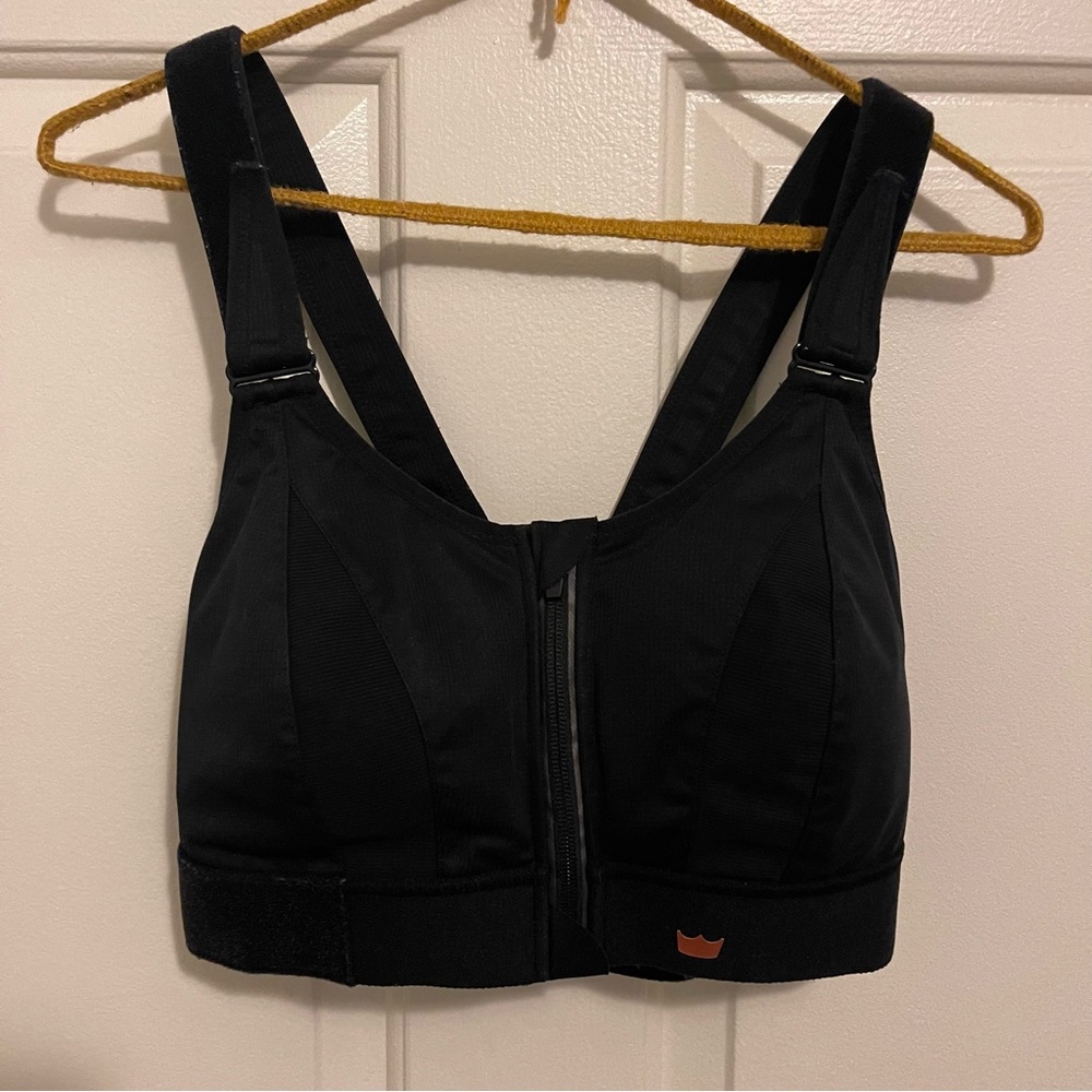 2 SHEFIT bras
